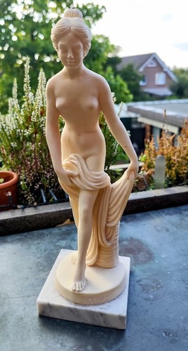 Die badende venus kunstguss - venus,,