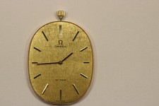 Omega Werk Oval-Zifferblatt Krone Kal.620