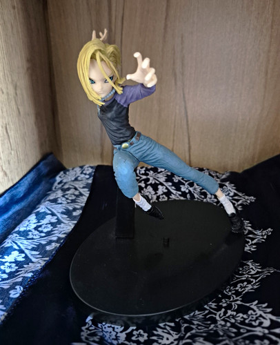 Android figur dragon - 18,