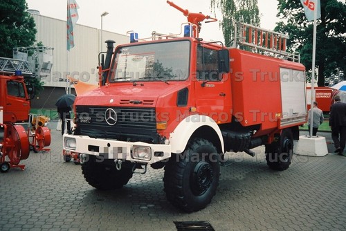Lkw foto mercedes benz unimog - lkw,
