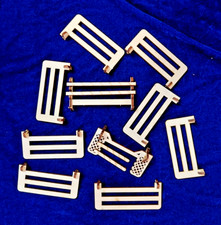 Minkaklecks PFERDESTALL HOLZ