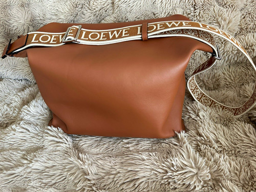 Loewe cubi crossbody - loewe,