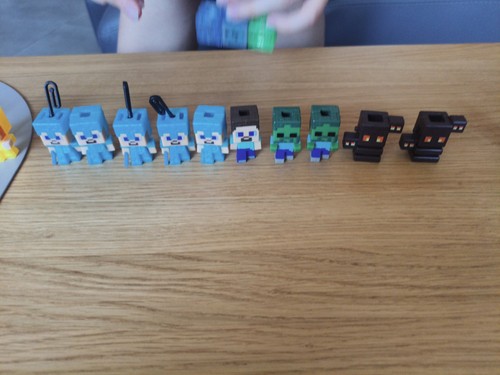Minecraft figuren kinder joy - kinder,