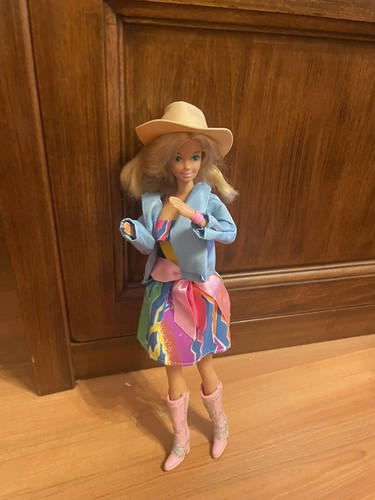 Barbie sun charm - barbie,