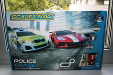 Scalextric Rennbahn Police Chase Set Artnr. C1433