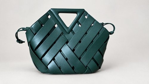 Bottega veneta triangle - bottega, basket