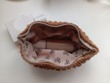 Handmade Cute Knitted Cosmetic