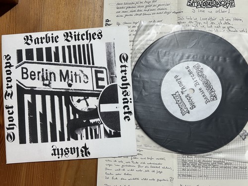 Berlin mitte sampler shock - berlin,