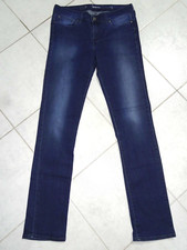 Levis Slight Curve Mid Rise