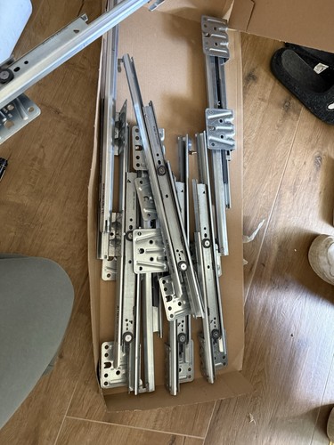 Auszugsschienen mit - 8x,
