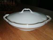 alte Suppenterrine klein