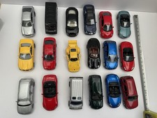 18x Welly 1:64 Diecast Autos – Modellauto Sammlung - Metall Miniaturen Set