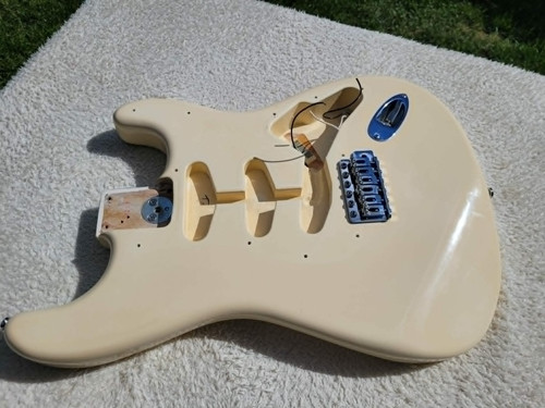 Fender body bolt - fender, 3-bolt-neckplatte
