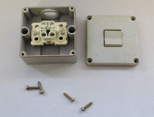 DDR Aufputz Lichtschalter IP55 Grau An Aus Kipp Schalter Industrie Vintage 2er