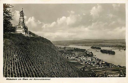 Rudesheim rhein mit - am,
