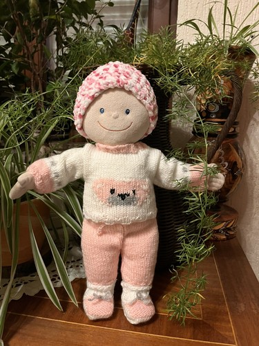 Neu gestrickte puppensachen - neu,