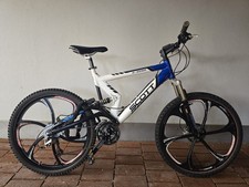 Scott G-Zero  Chris King Steuersatz, Race Face Kurbel, XT Schaltung Stern Felgen