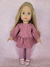 Handgemachte Puppenkleidung