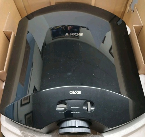 Sony video projector - video,