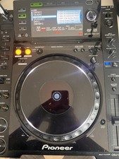 Pioneer 2 x CDJ 2000 Inkl. Case