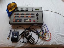 Vermona DRM 1987 Vintage analog Drum Machine. DDR 808. Mit viel Zubehör