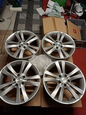 1 Satz 4Stk Alufelgen 8JX17H2 ET35 4Stk