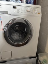 Miele Waschmaschine Gerätenummer von Den Fotos. Softtronic ..EinwandfreiTop