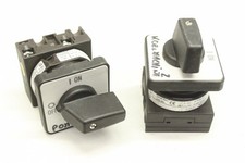 2x KLÖCKNER-MÖLLER T0-1-102 Nockenschalter Drehschalter