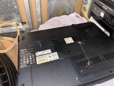 Acer Aspire 5535 Laptop ohne Festplatte / Defekt!!! + Ersatzteile!