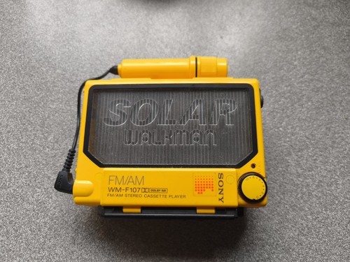 Sony solar walkman cassette - solar,