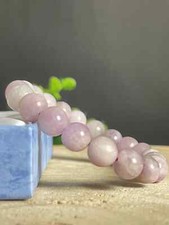 10mm Kunzit-Perlenarmband: Ein