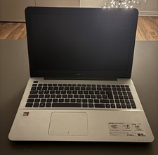 ASUS Laptop R556Q