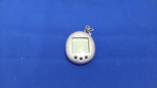 Bandai tamagotchi farbe grau - farbe,