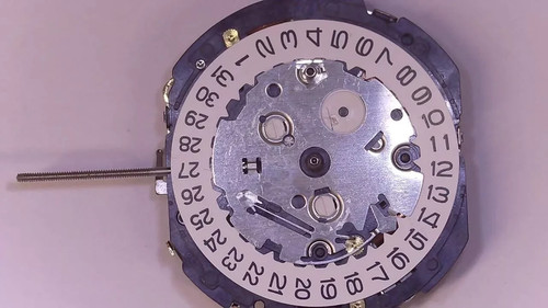 Unvollständiger uhrwerk - unvollständiger,