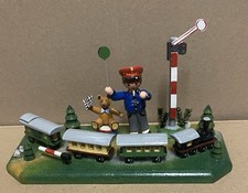 Erzgebirge Eisenbahner mit Lok