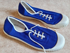 DDR Bekleidung Schuhe Germina