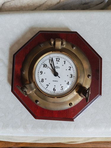 Kleine wanduhr nostalgie - kleine,