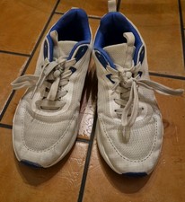 Sneaker Gr 38 helle Sohle Sport;"Sammeln und Versandkosten Sparen"