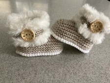 Handgefertigte gestrickte