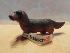 SCHLEICH HUND 16328 LANGHAARDACKEL DACKEL MIT FAHNE 