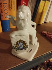 Bayerischer Porzelan Löwe Mit fehlenden Stück ist Abgebrochen  Siehe Bitte Foto