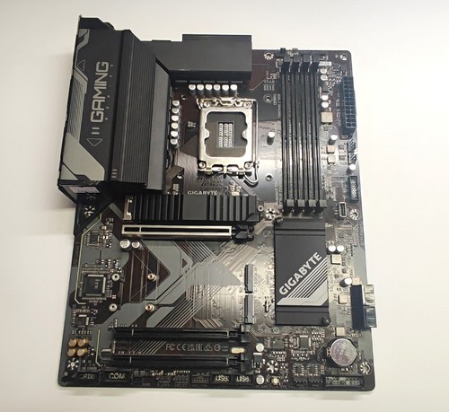 Gigabyte b760 gaming ddr5 - gigabyte, x