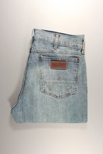 Wrangler Slim Boot Herren Jeans Aktuelle Gr. W33 L34 D984