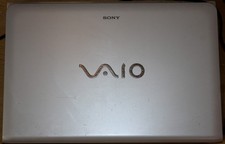 Sony Vaio SVE151C11M  Core i5 , 15,6"  6GB Ram  500 GB SSD  Win10  v.  händler