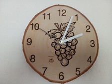 Wanduhr Birke Baumscheibe 20x19cm Handarbeit, Unikat mit lautlosem Quarzwerk !