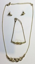 AVON Schmuckset Timeless