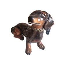 Porzelanhund Dackel. Gut