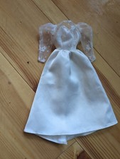 Vintage 1982 Barbie Brautkleid