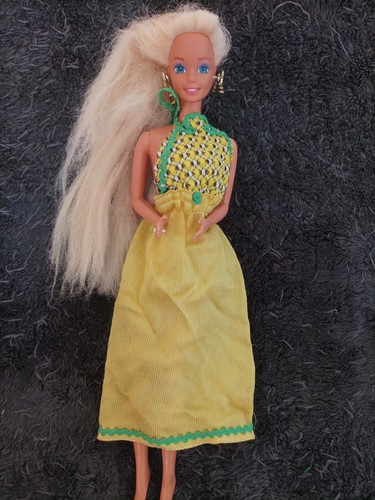 Barbie kleid zitronen muster - barbie, zitronen-muster