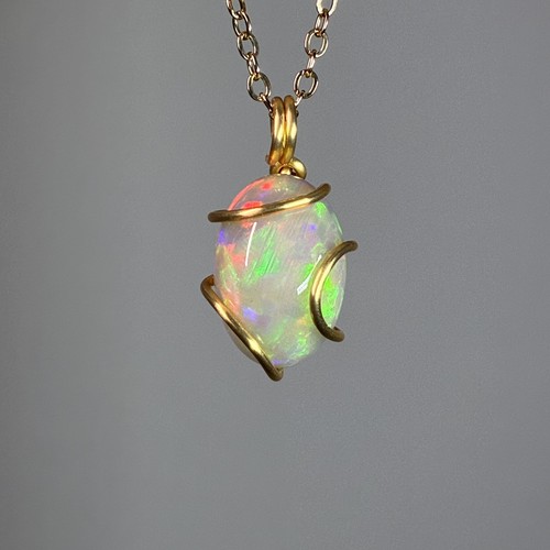 Halskette mit welo opal - mit,
